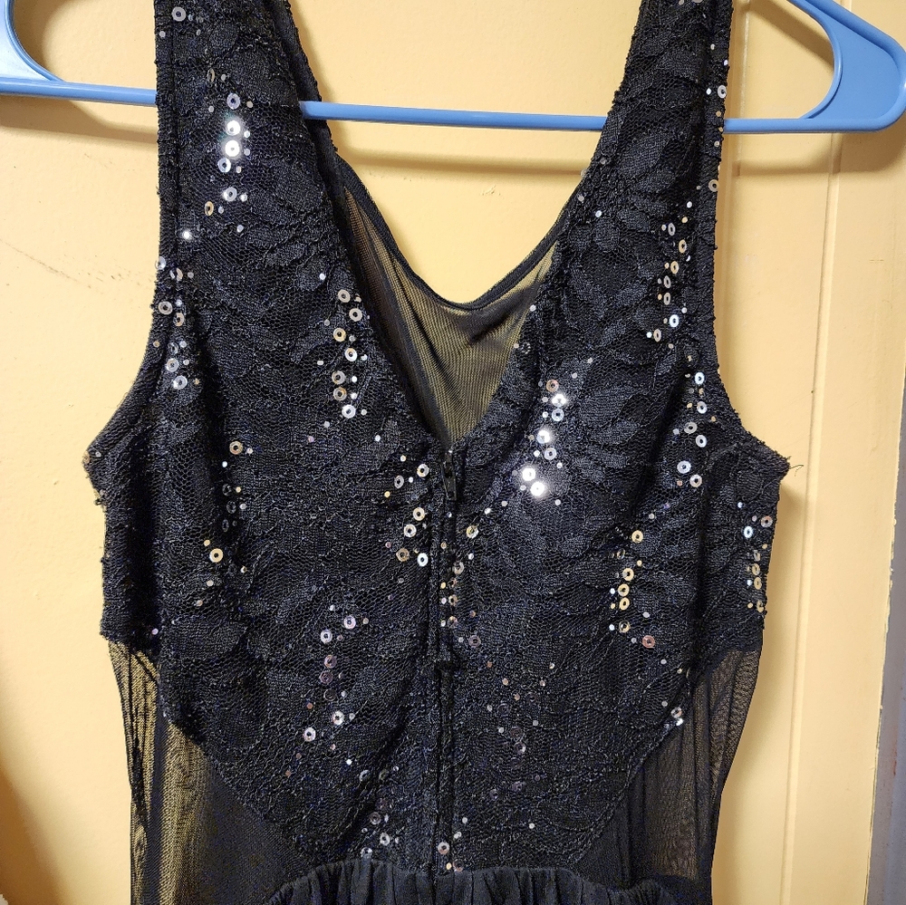 Evening Gown - image 4